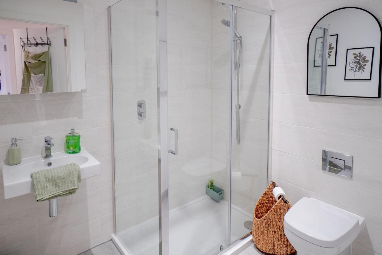 39 Teesra House Apartment Плимът Екстериор снимка
